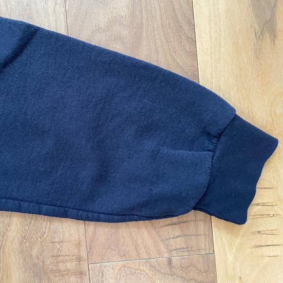 Excellent Condition Colorado Avalanche Hoodie for Tweens - Picture 9 of 9